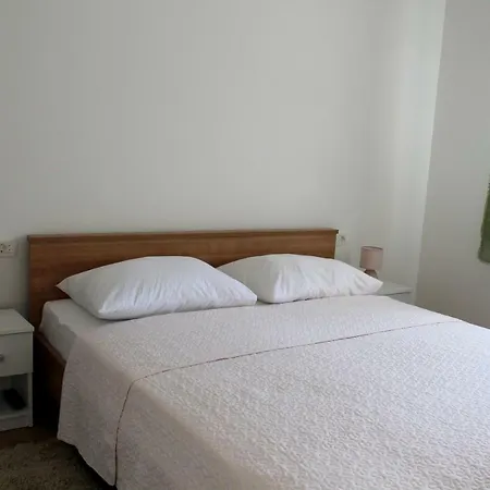 Tea Apartmán Podaca