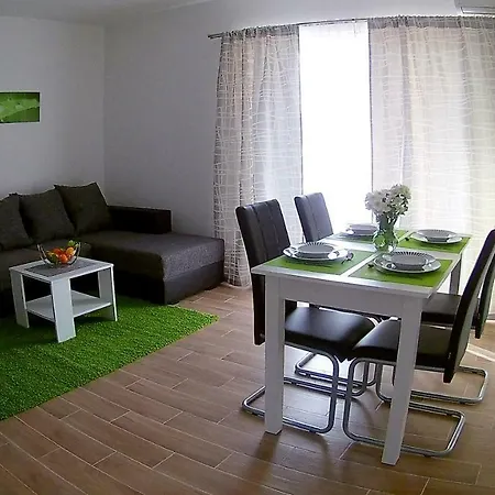 Apartment Tea Podaca